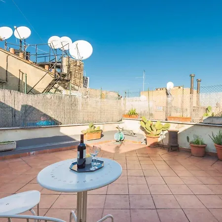 Terrace روما
