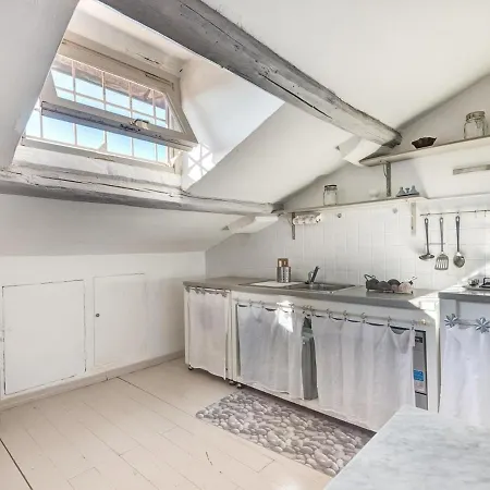 Apartment Terrace Rom