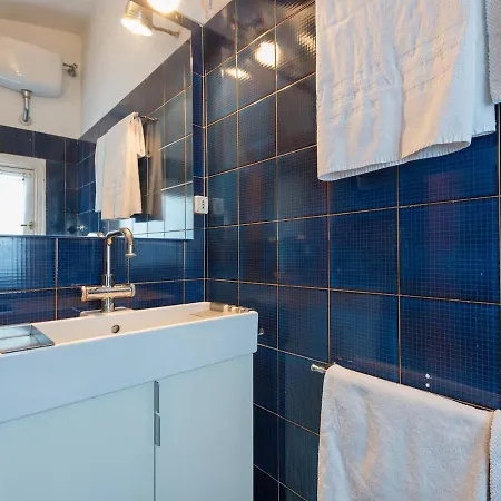 Terrace Apartment Rom